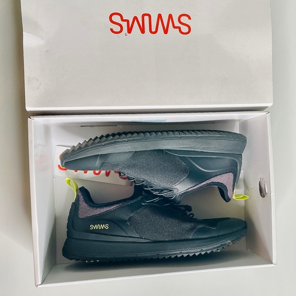 Swims Black & Neon Yellow Ocean Runner Men's Lightweight Sneakers in Size 7 - Picture 12 of 13